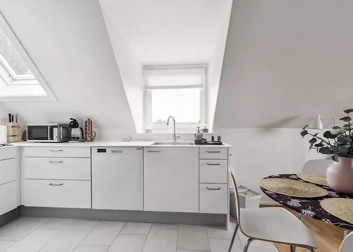 Ama Hyg Atelier Copenhagen-lovely Floor -near Airport-metro And The *